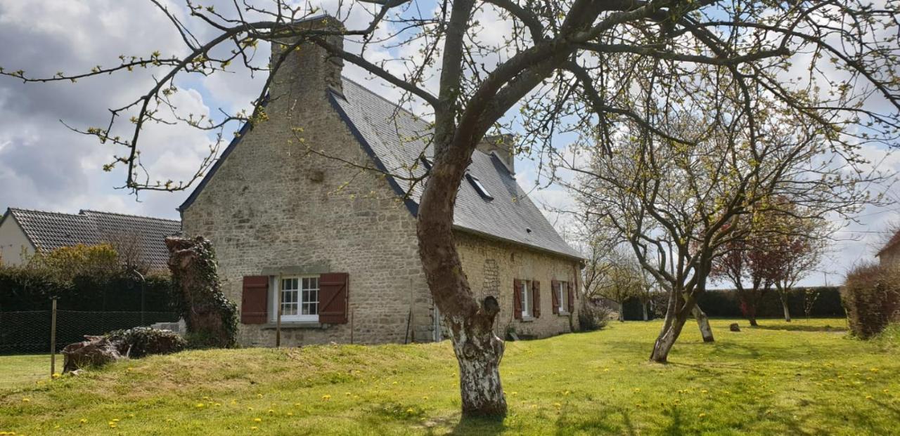 Charming Cottage Du Marais Dday Omaha Beach Canchy  Esterno foto